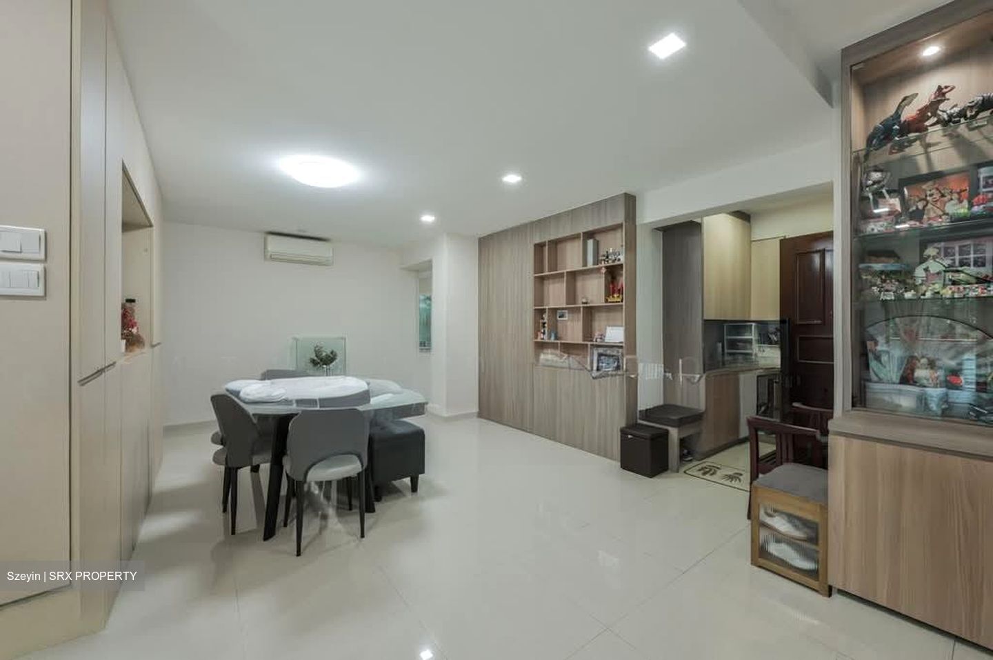 Blk 588B Montreal Spring (Sembawang), HDB Executive #585045281